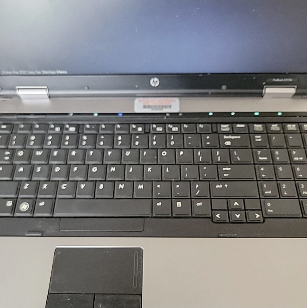 Hp Probook 6555b Laptop Window's 7 Pro. Powers On Hard Drive Wiped And Memory - Picture 2 of 8